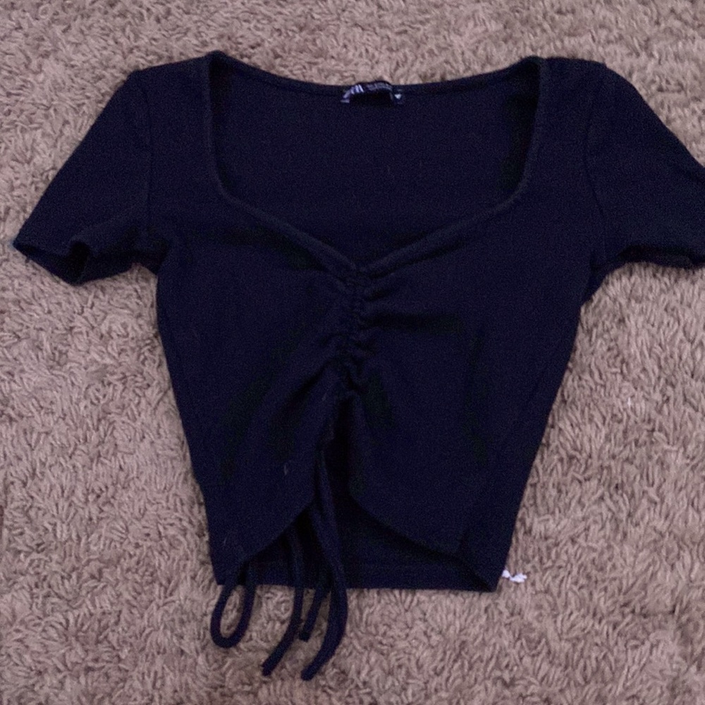 black crop top